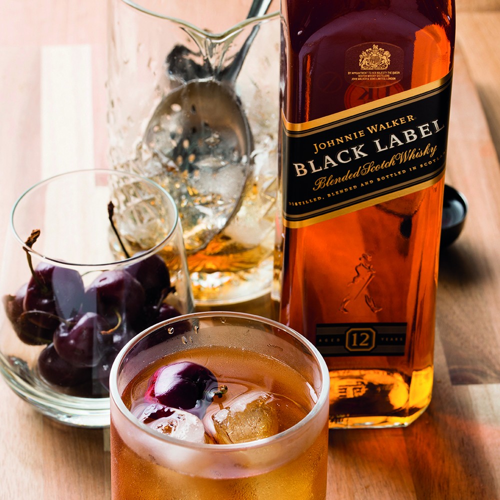 Johnnie Walker Black Label Blended Scotch Whisky - Aelia Duty ...